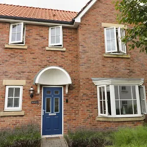 2 Perran Court Holiday home Filey